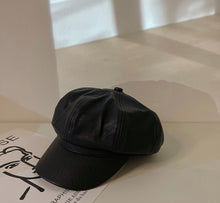 Load image into Gallery viewer, Kiddin Around Fashion Beret
